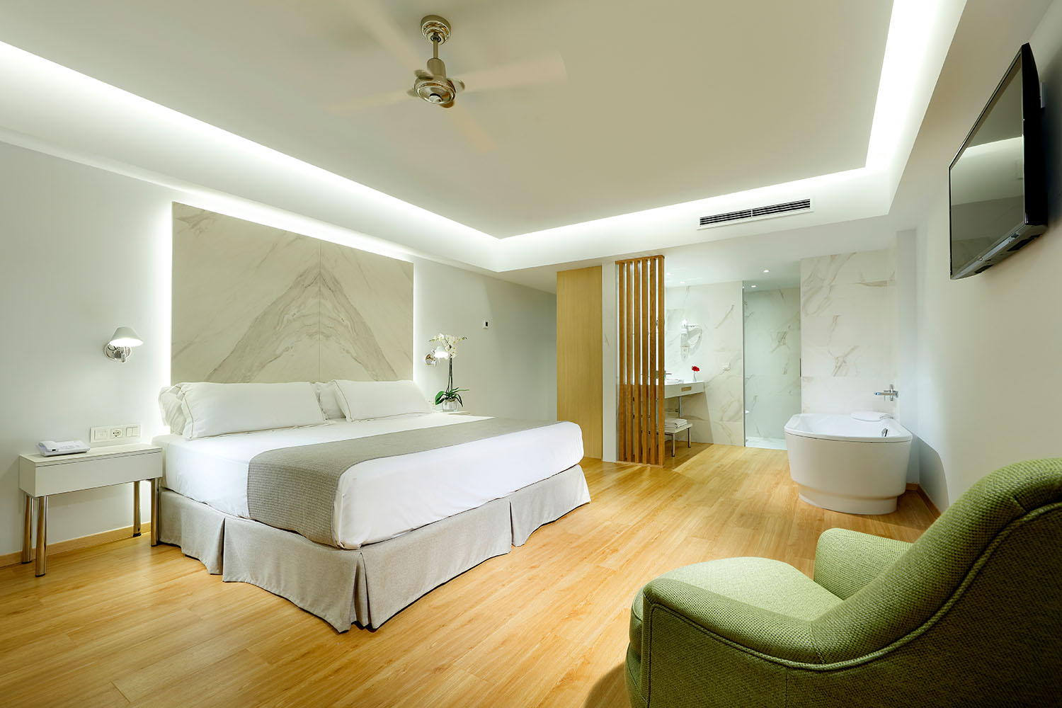 083_alta_CaleiaTalayotSpaHotel Suite Junior.jpg